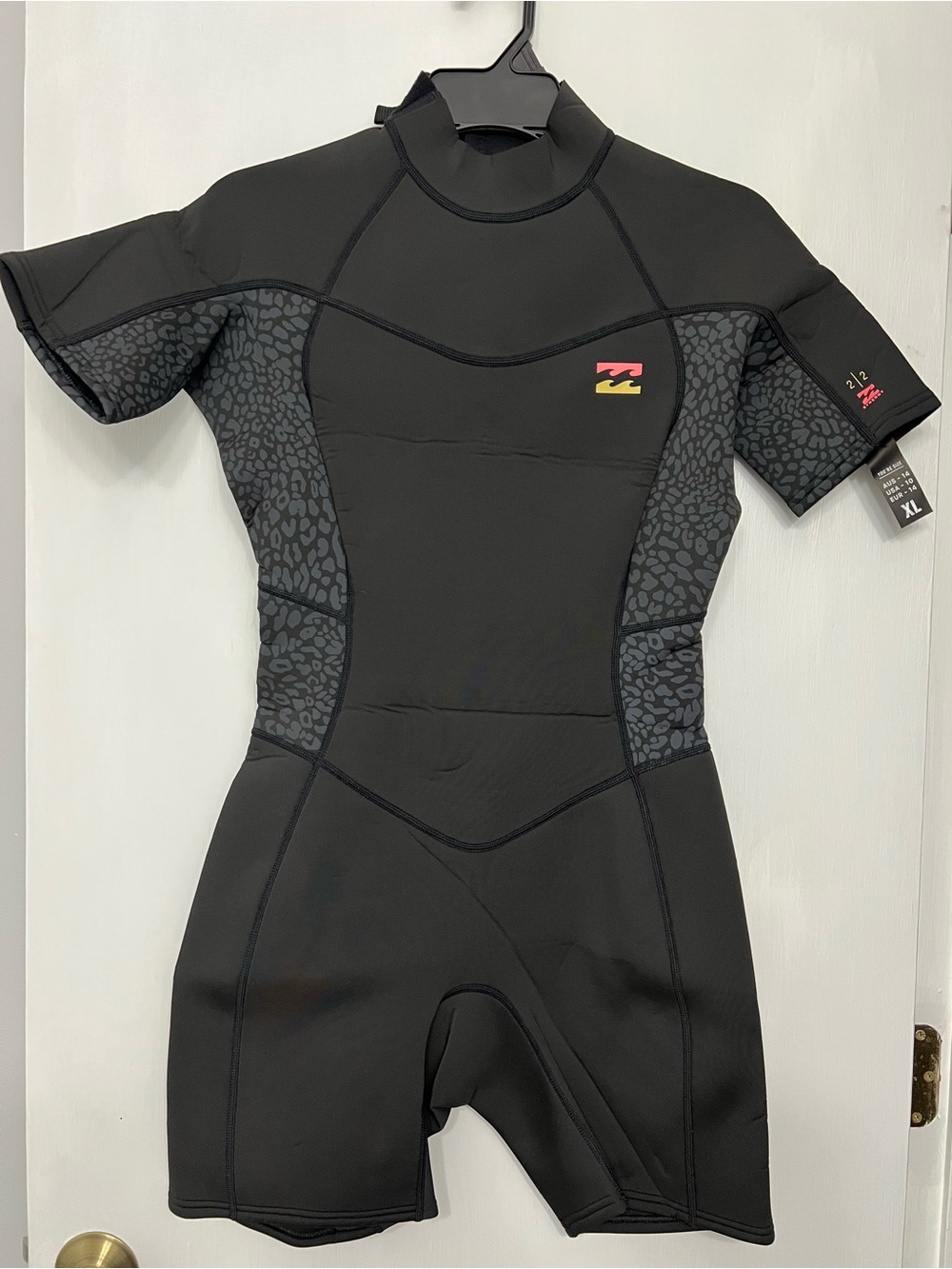 Billabong Synergy Back Zip Spring Wetsuit - 2 mm, Short Sleeve - Picture 2 of 5